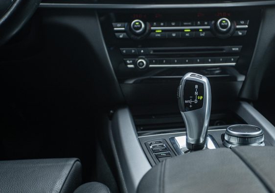 Les astuces incontournables pour choisir la meilleure assurance auto