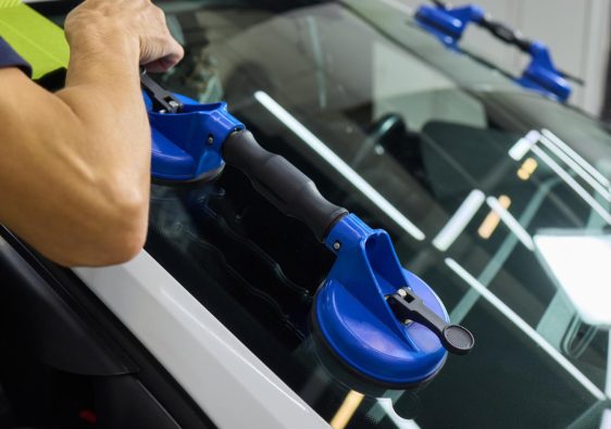 Pourquoi faire confiance à des experts pour le remplacement de votre pare-brise à Nantes ?