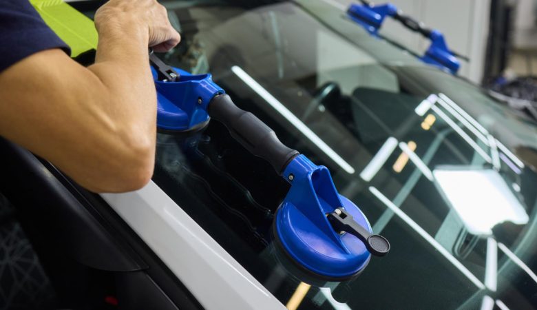 Pourquoi faire confiance à des experts pour le remplacement de votre pare-brise à Nantes ?