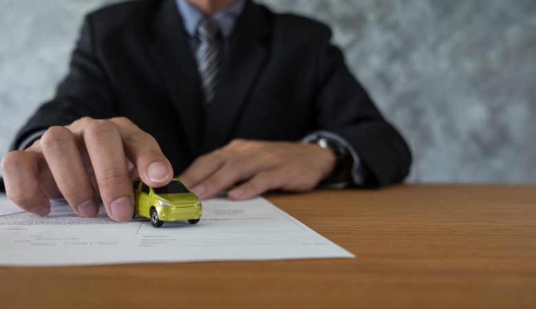 Assurance auto classique vs assurance connectée : laquelle choisir pour son véhicule ?